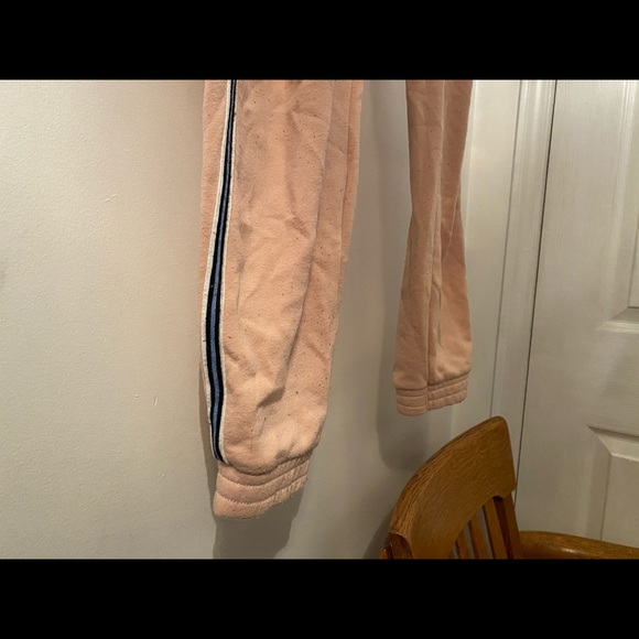 Sweats - Picture 6 of 7